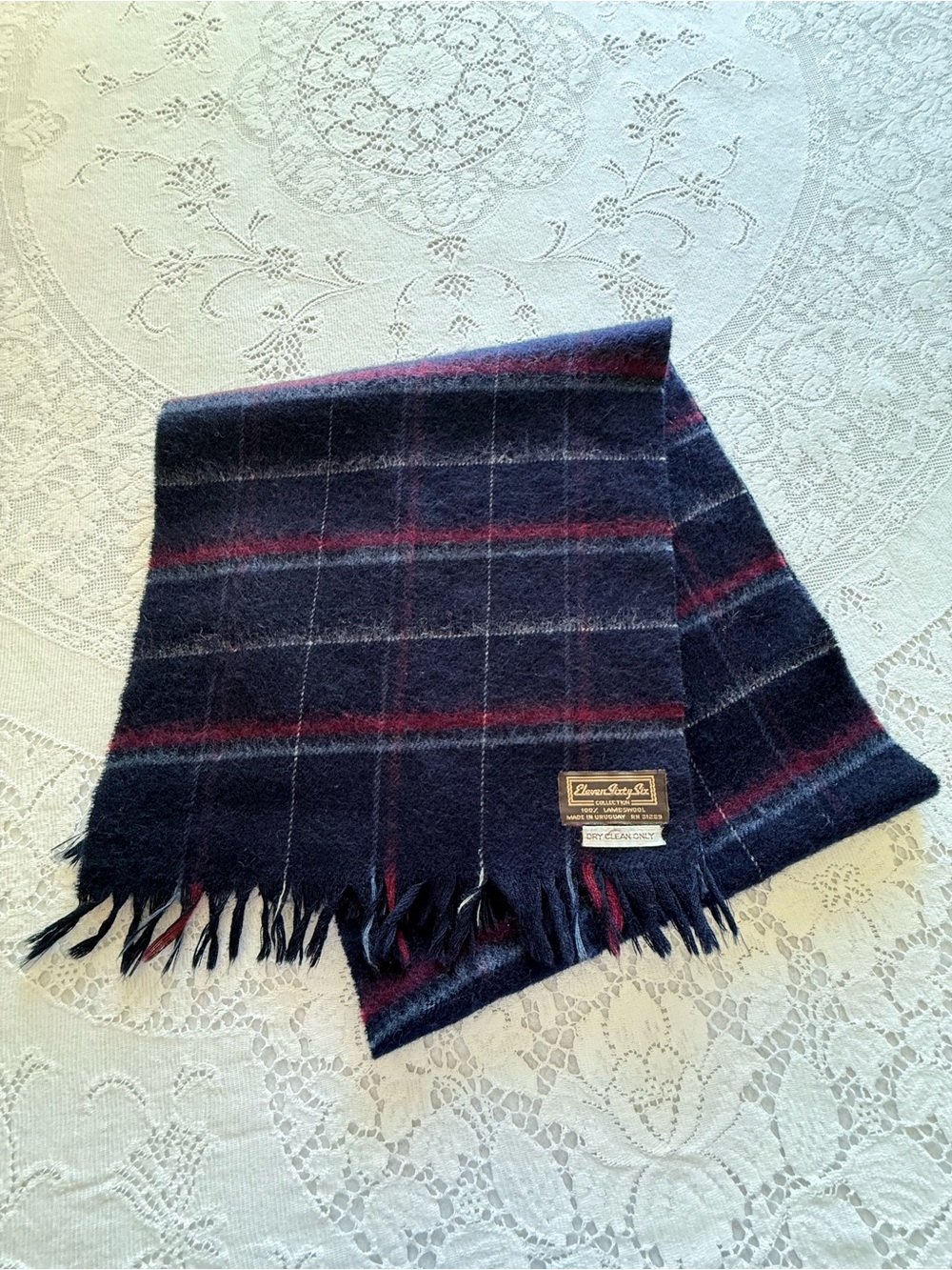 Eleven Sixty Six Vintage 100% Lambswool Plaid Scarf Navy Red Fringe Uruguay